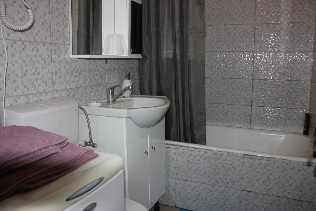 Casa Suzana Apartamento Piatra Neamţ Exterior foto